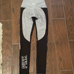 Victoria secret PINK highwasted leggings.